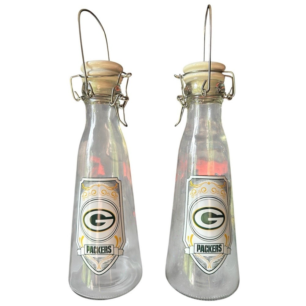 NFL Green Bay Packers 20 oz Glass Milk Juice Drink Jar Jug Set Lot of 2 Bottles